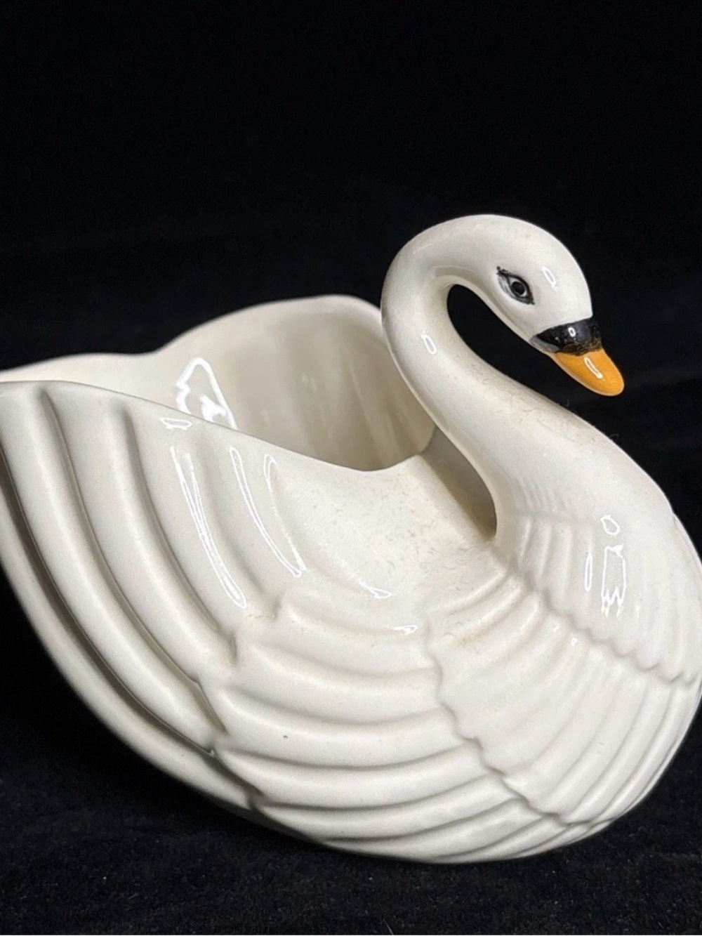 Vintage Cream Ceramic Swan Decorative Planter Vase- Elegant Home Decor 5”x 4” - Picture 12 of 12